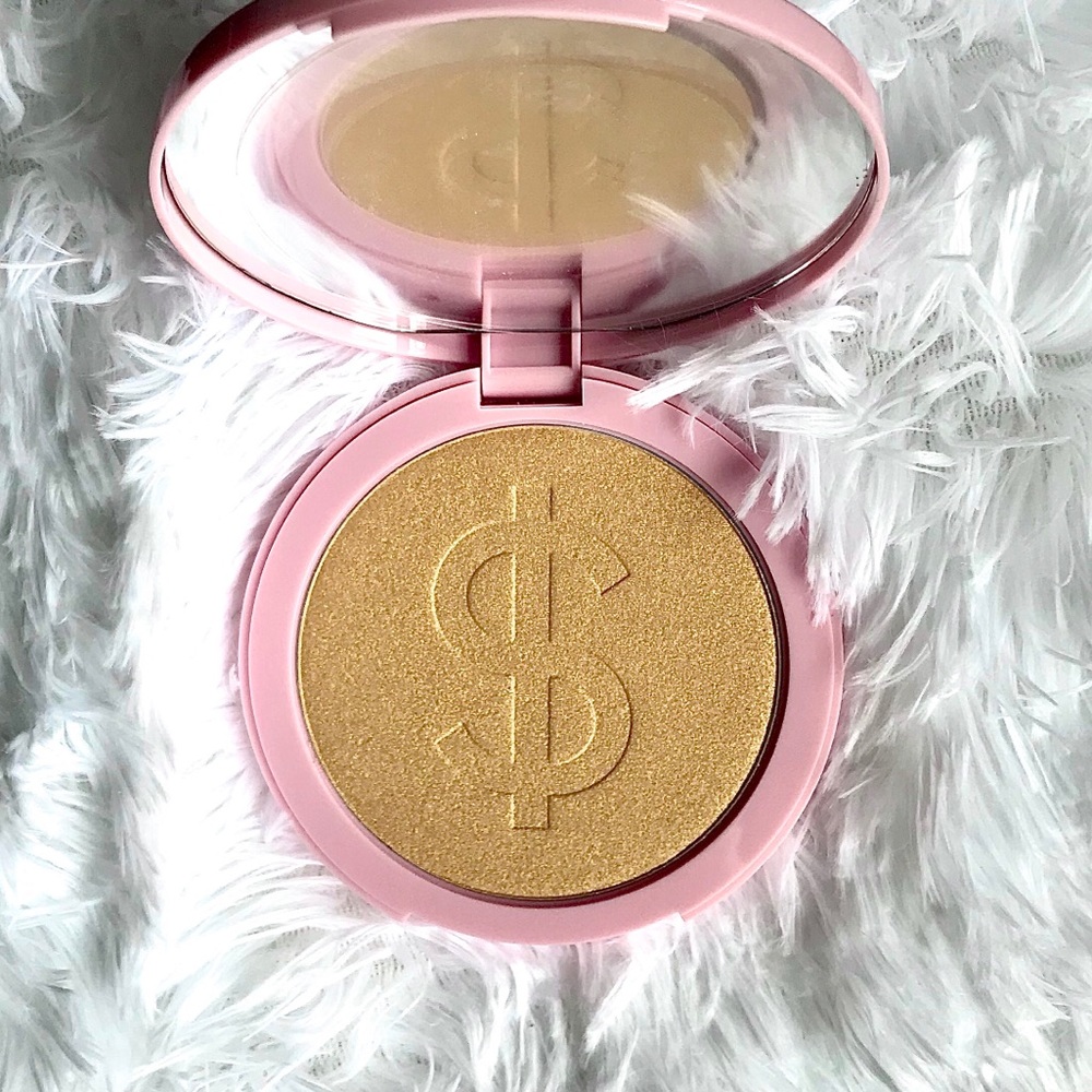 Kylie Cosmetics Pressed Body Glow